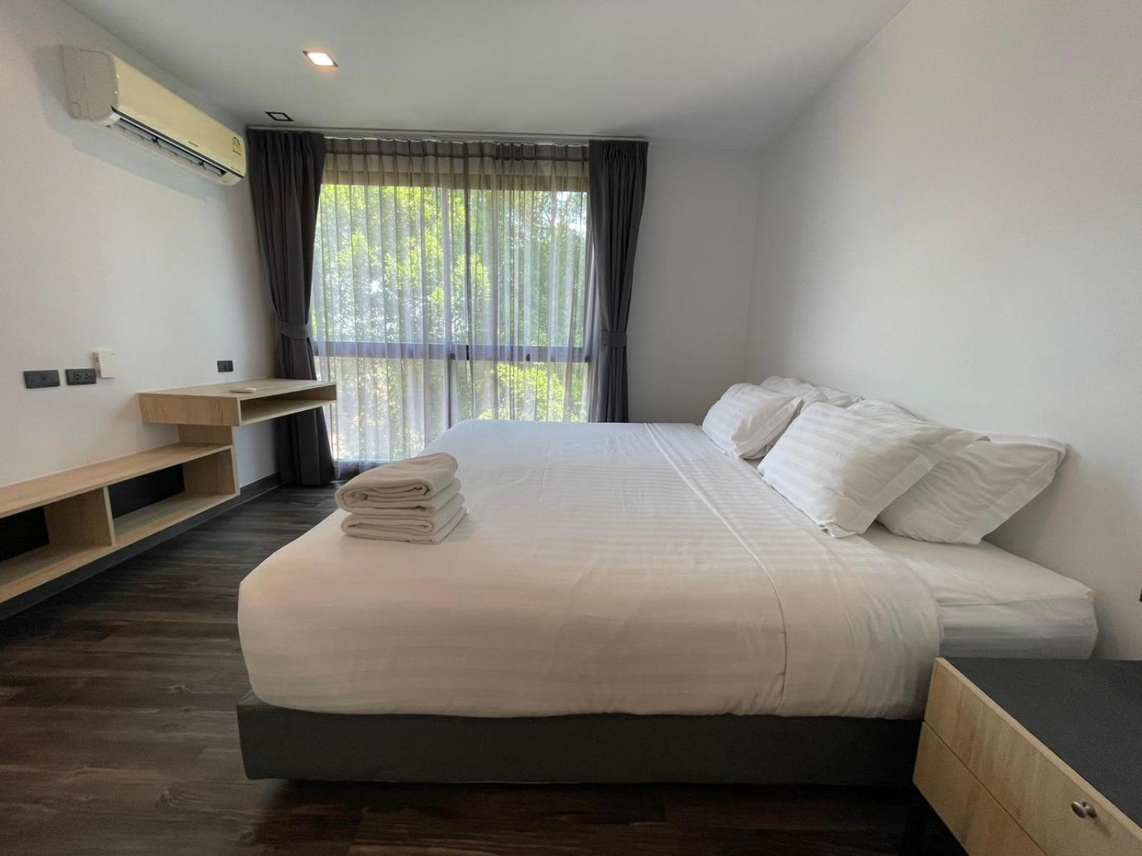 Utopia Naiharn By Fred&com Phuket Rawai