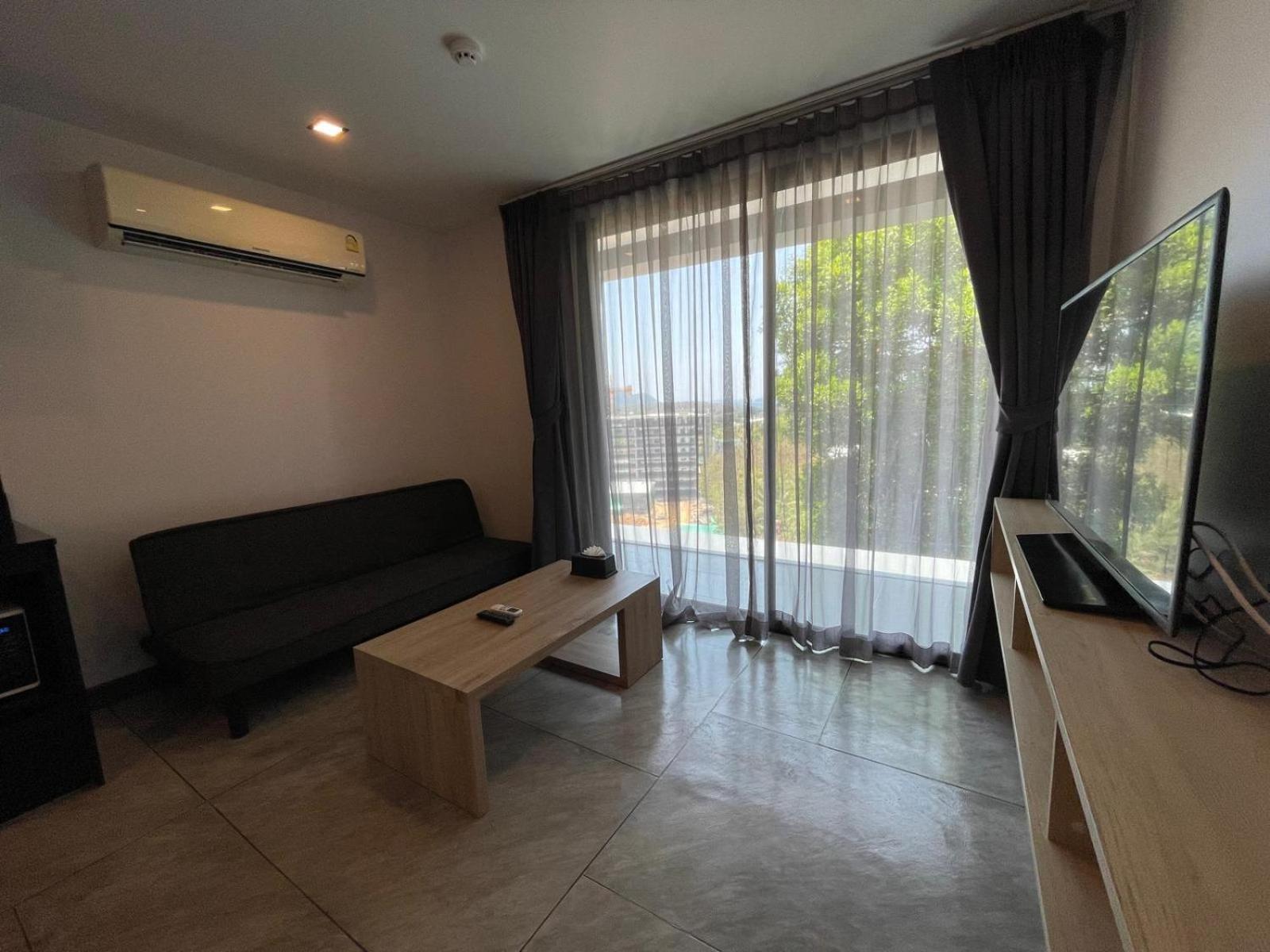 Utopia Naiharn By Fred&com Phuket
