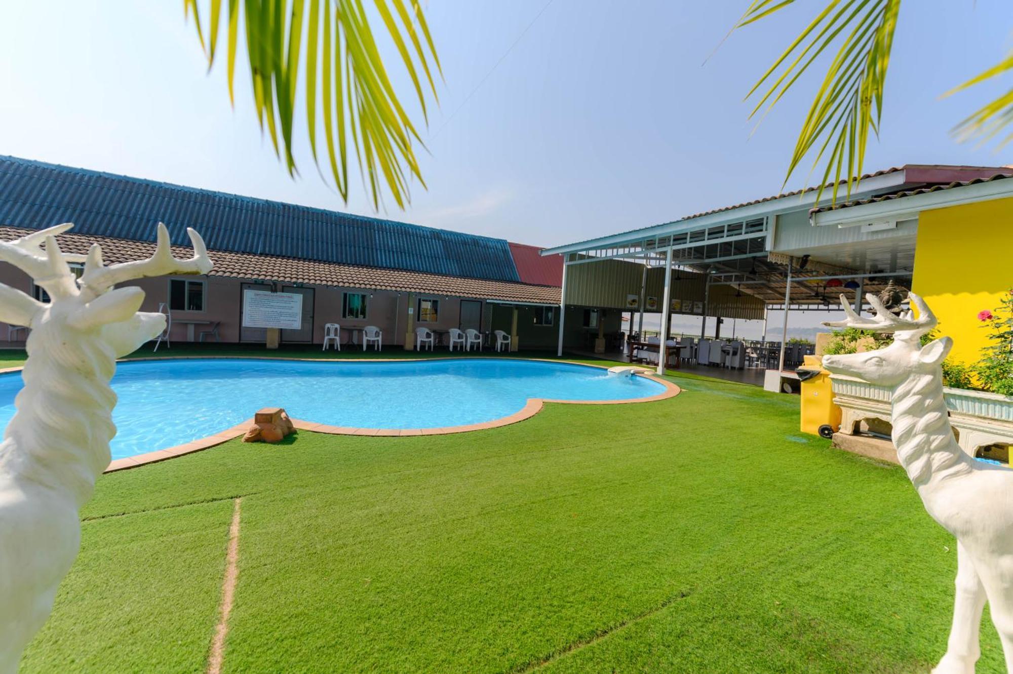 Kongkhamkoon Hotel 3*