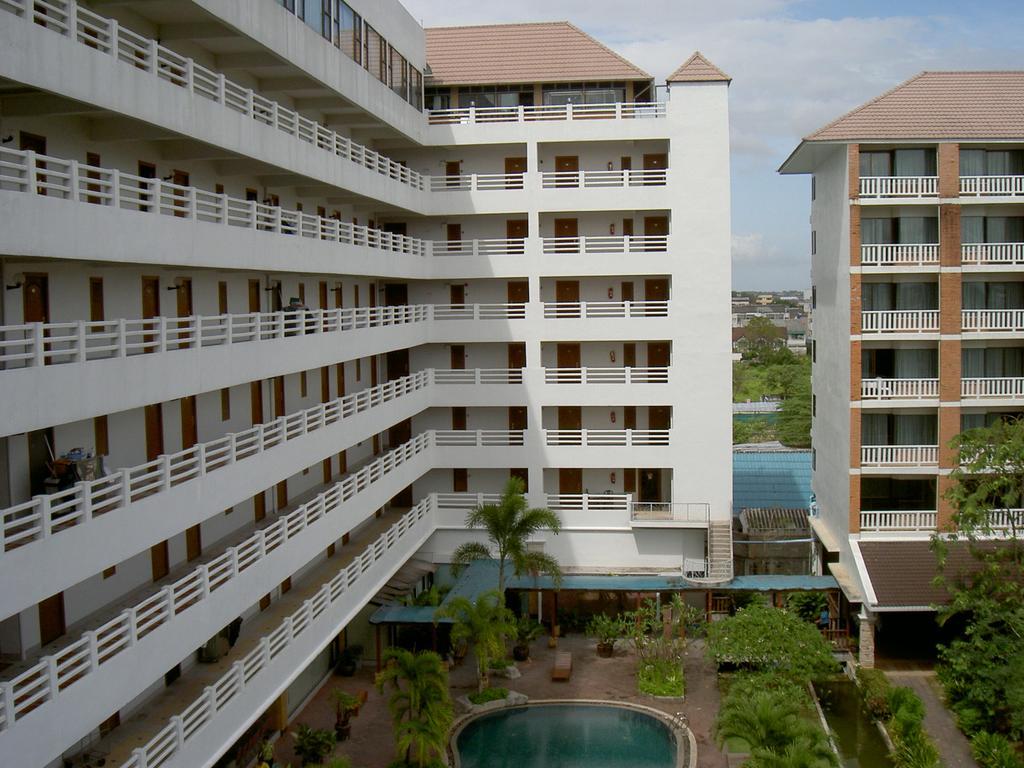 Hatyai Paradise Hotel 3*