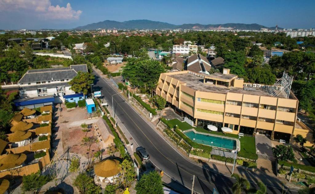 Bangsaen Villa Hotel Hotel 3*