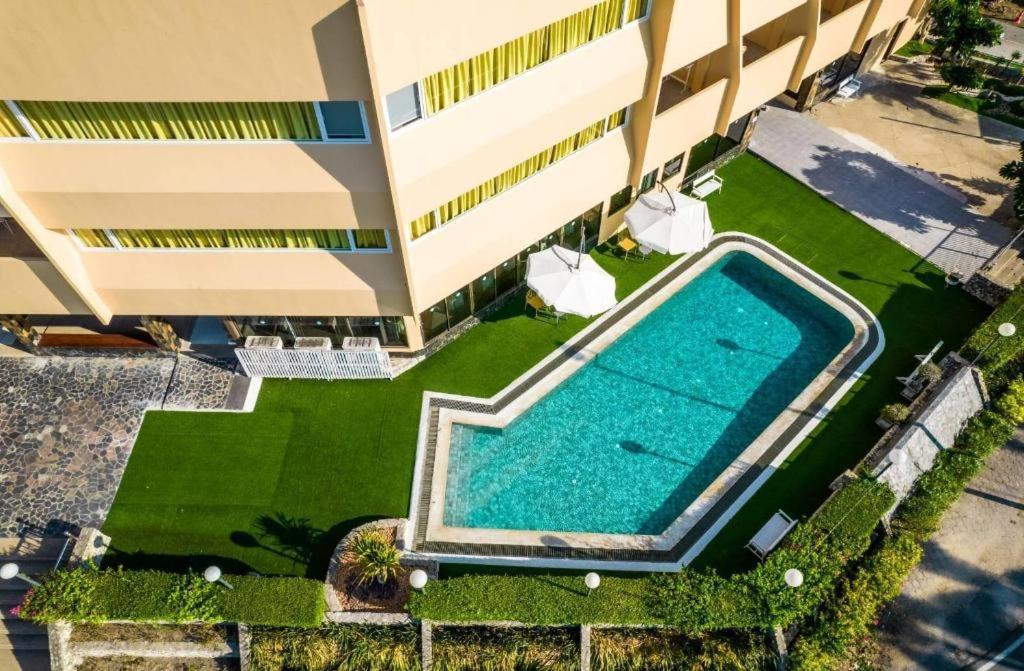 Bangsaen Villa Hotel 3*
