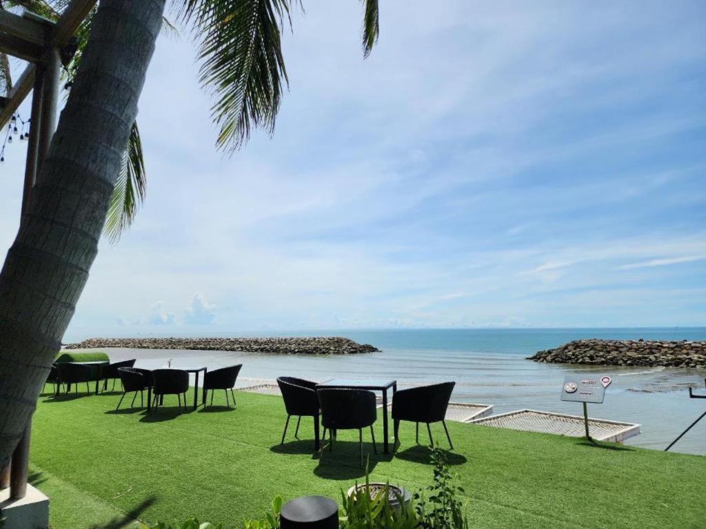 Eco Moment Beach Phetchaburi