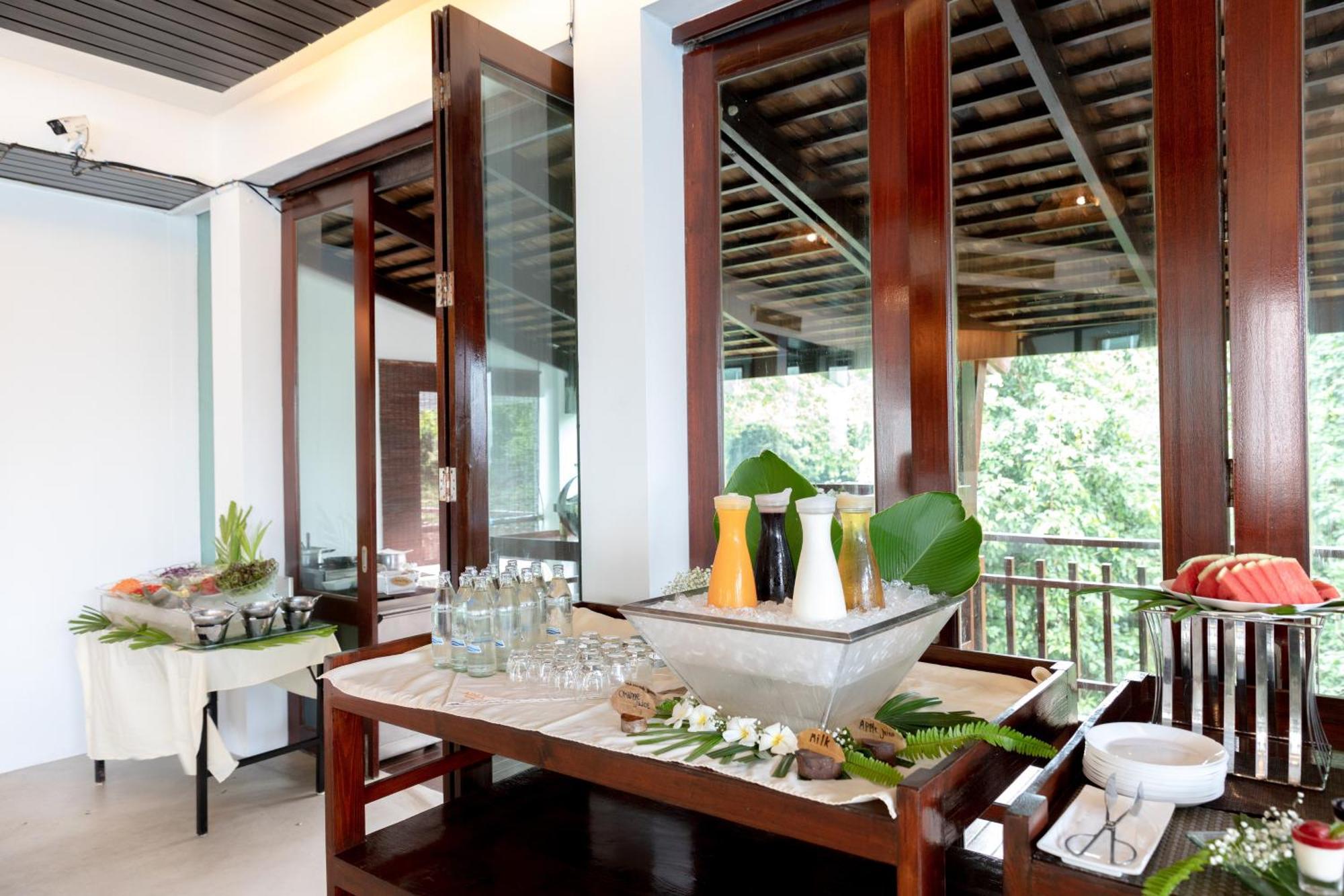 Resort Ajinta Ko Kut
