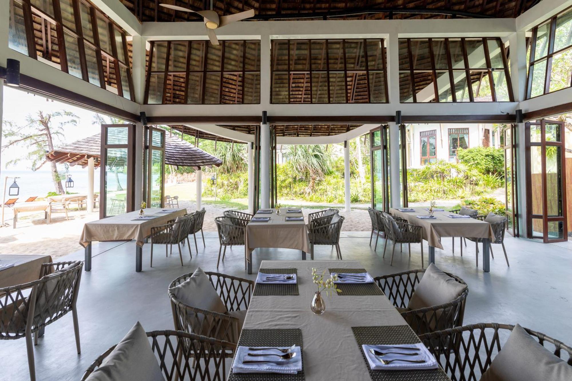 Resort Ajinta Ko Kut