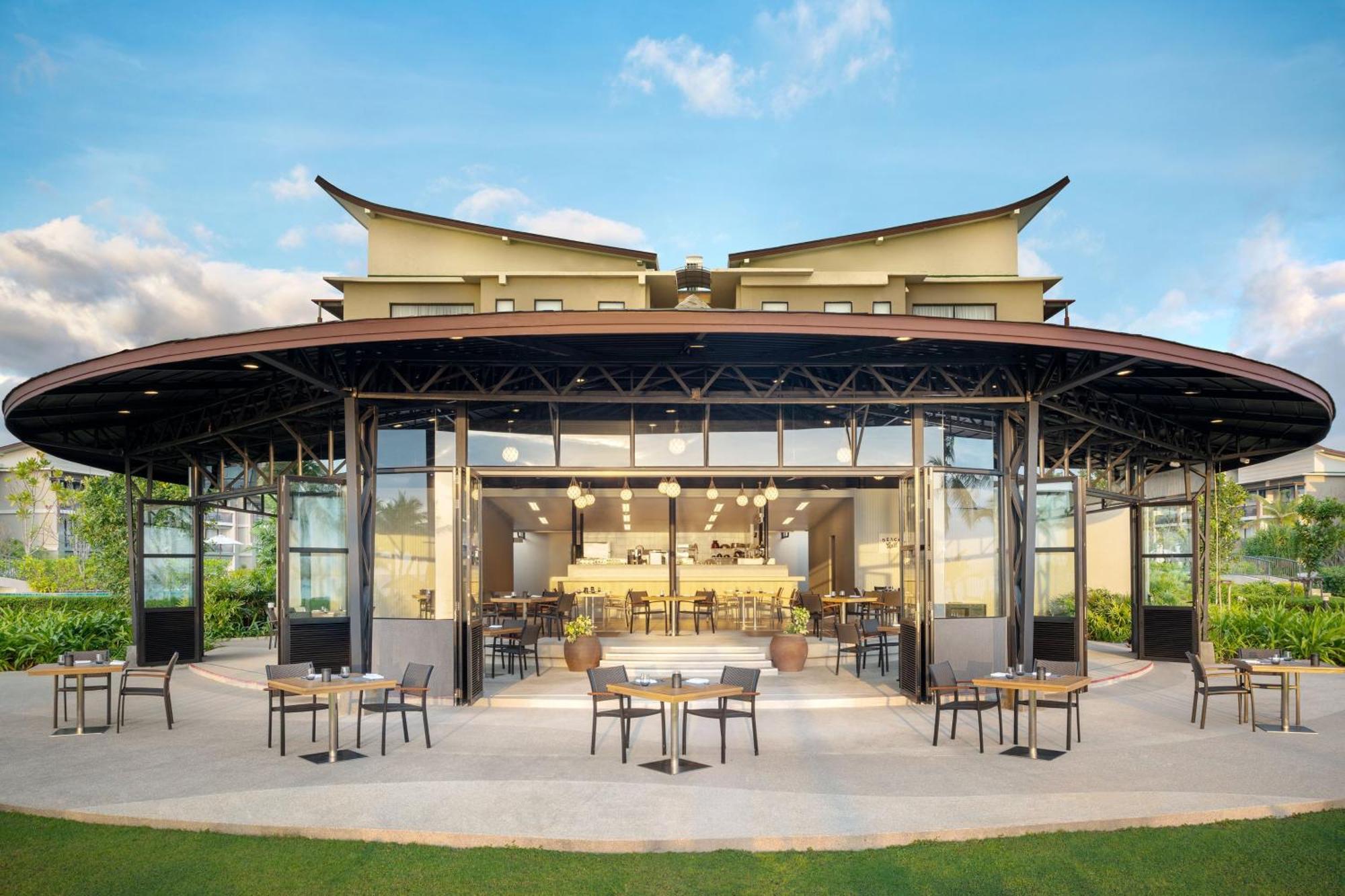 Le Meridien & Resort Khao Lak