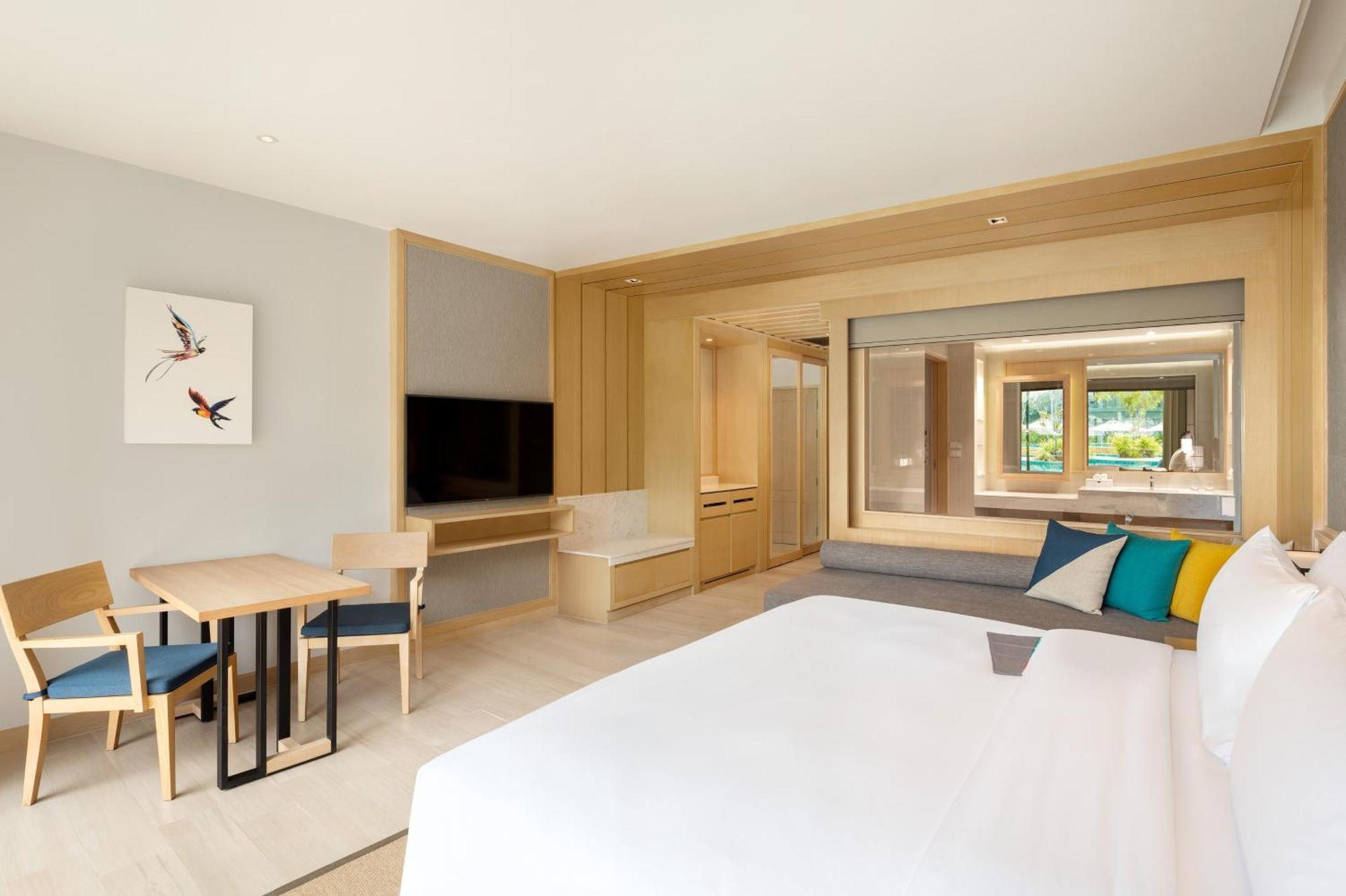 Le Meridien & 5*