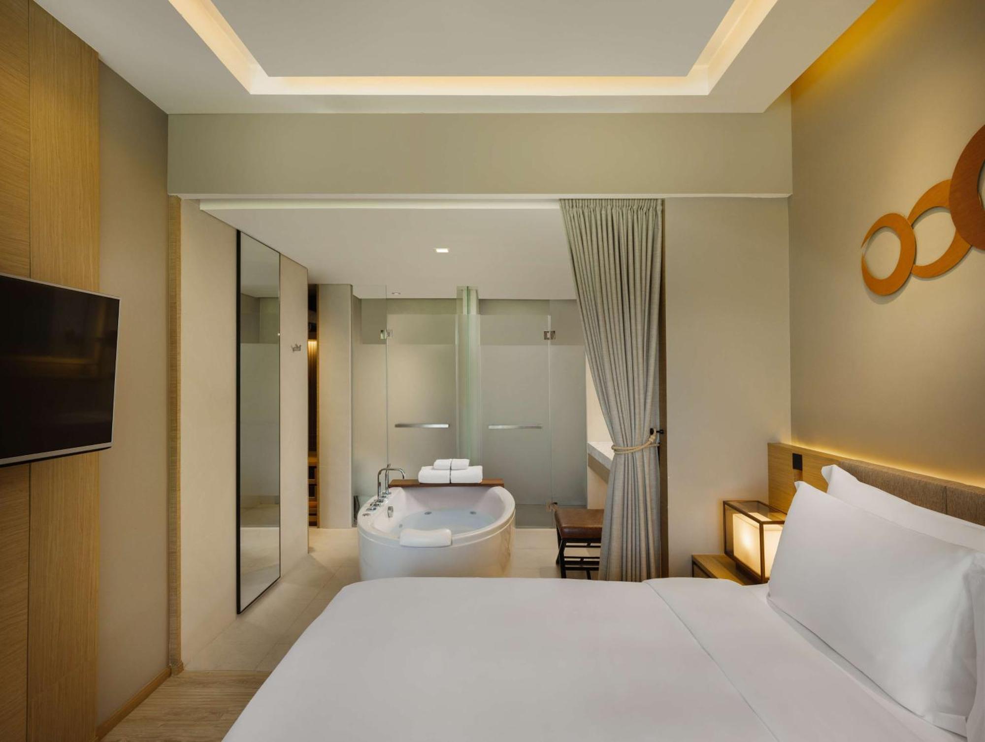 Dusitd2 Khao Yai Hotel 4*