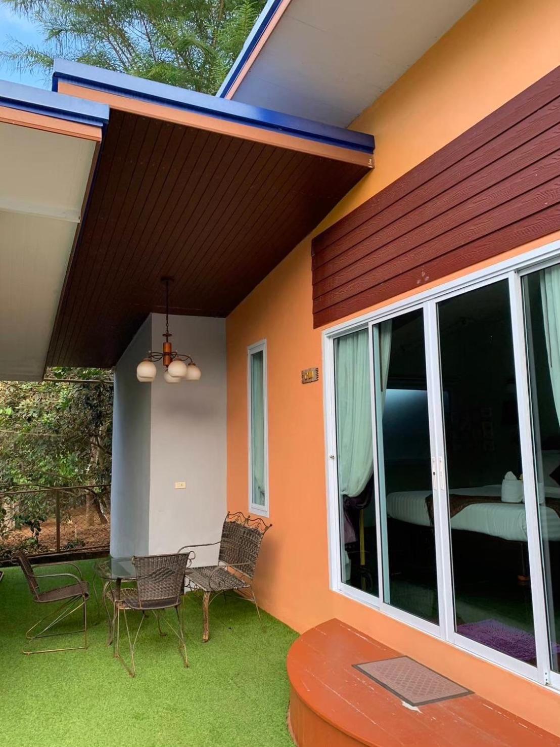 Resort Nai C 2*