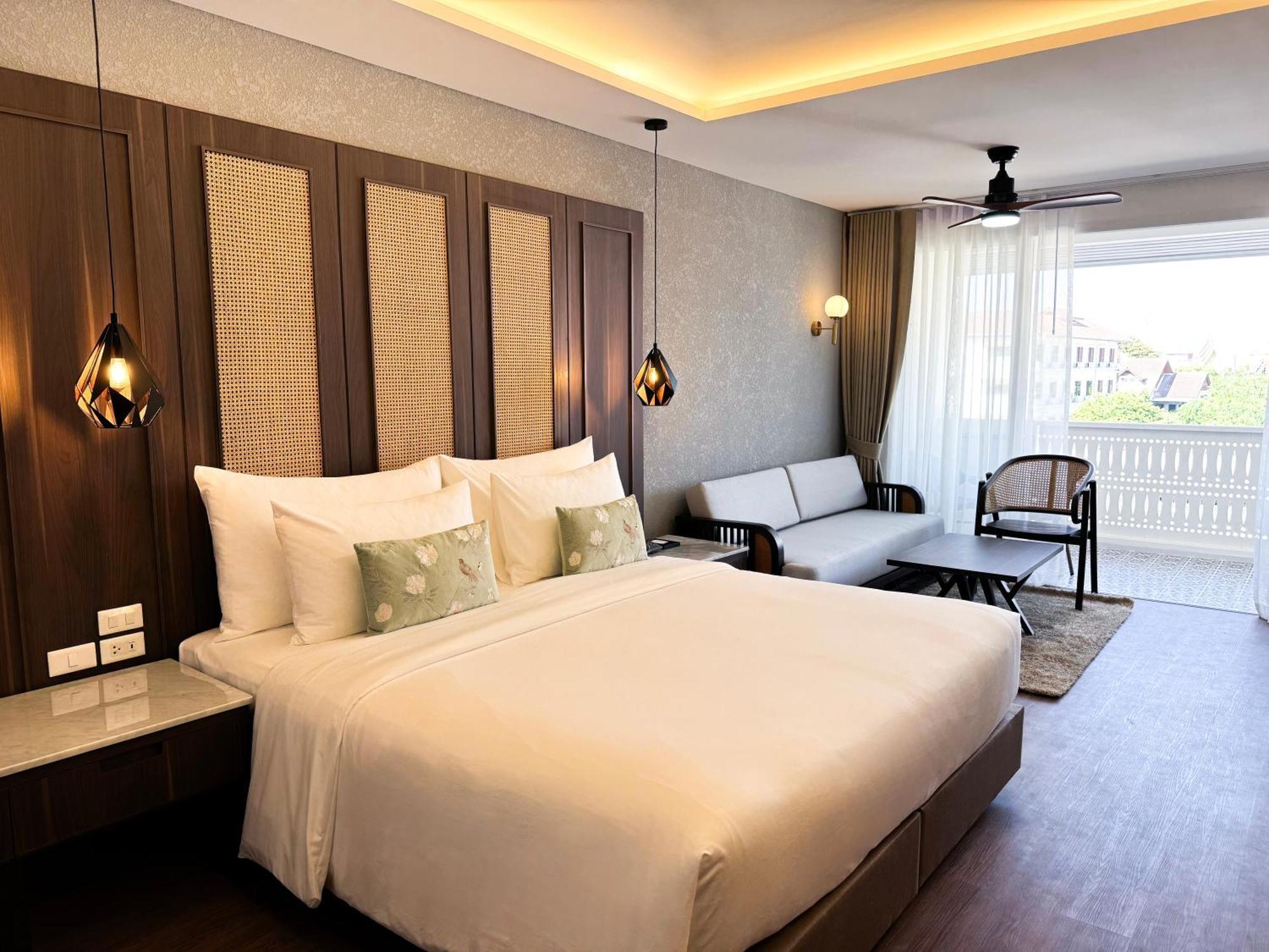 Away Thapae A Vegan Retreat Resort Chiang Mai