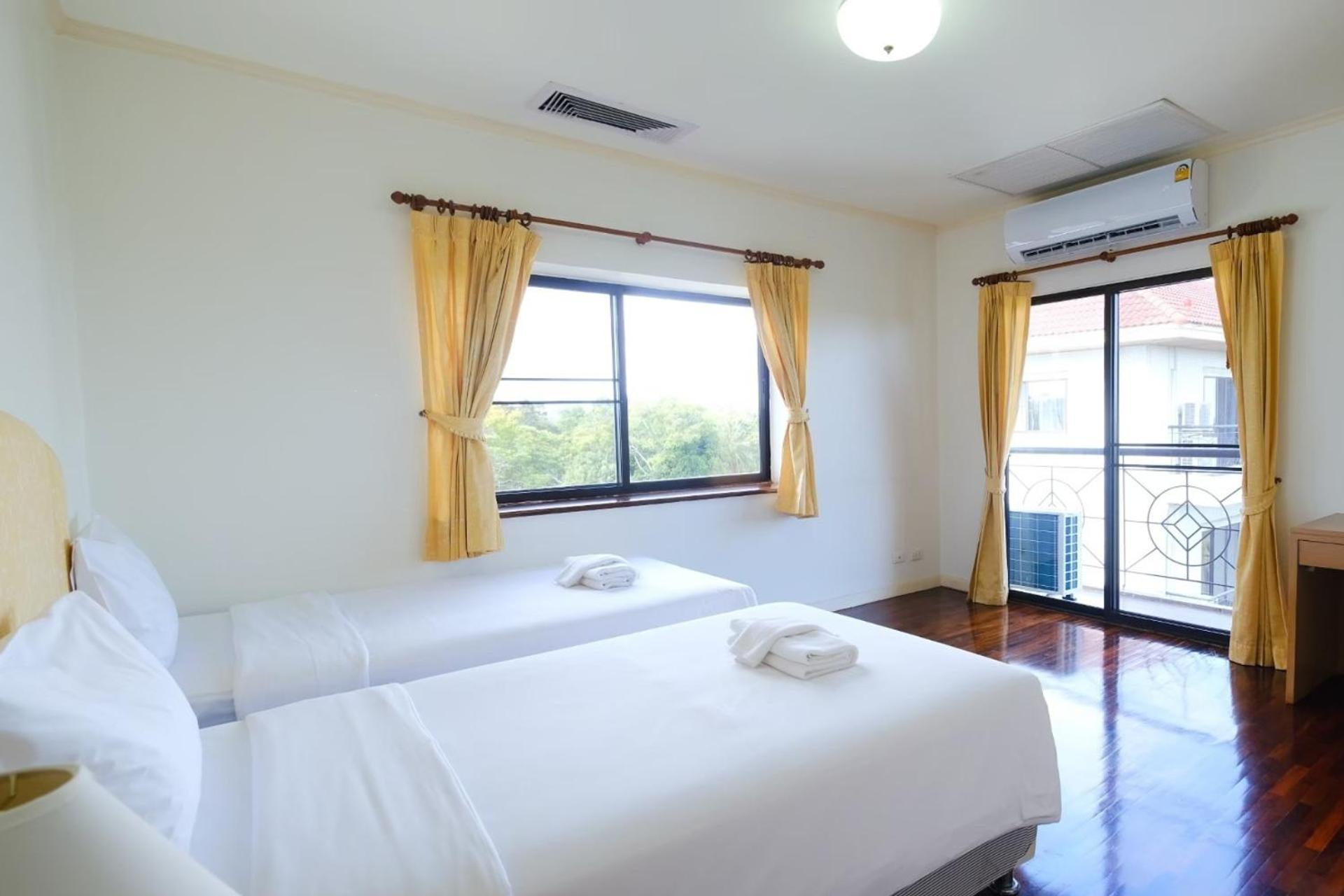 Seastar And Service Hotel 3*