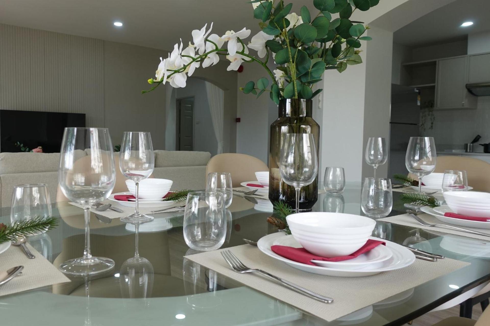 Seastar And Service Hotel Ban Chang (Rayong)