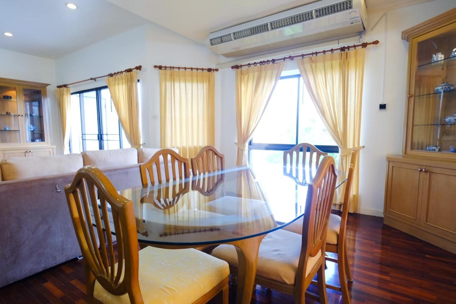 Hotel Seastar And Service