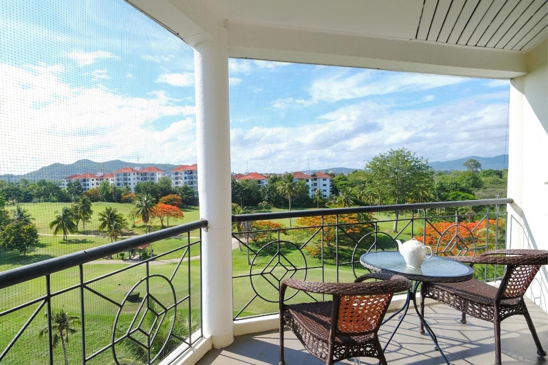 Seastar And Service Hotel