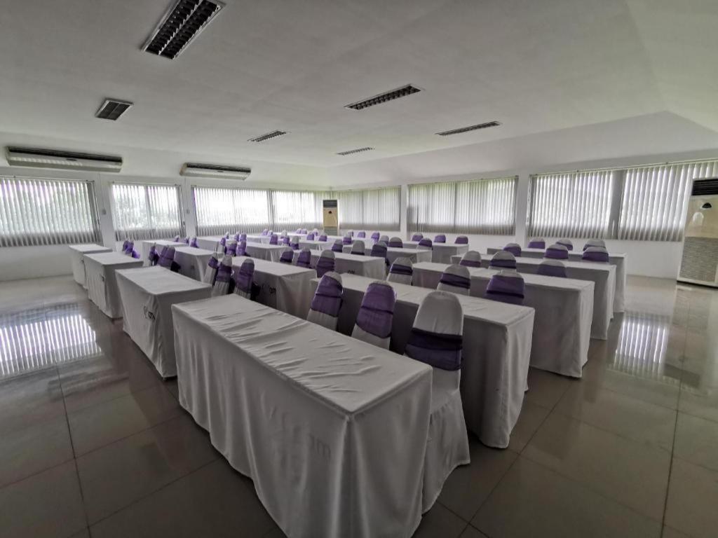 Phet Cha-am Plaza&resort HHQ