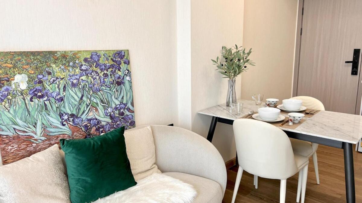 1 Bedroom Luxury In Near Festival Apartment *