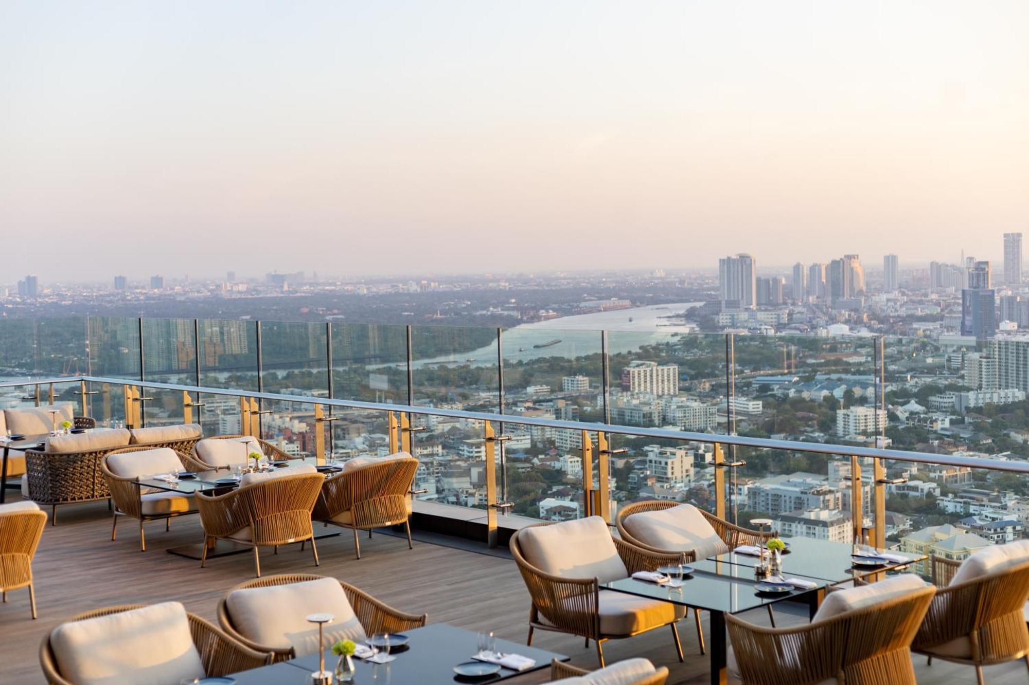 Grande Centre Point Lumphini Hotel 5*