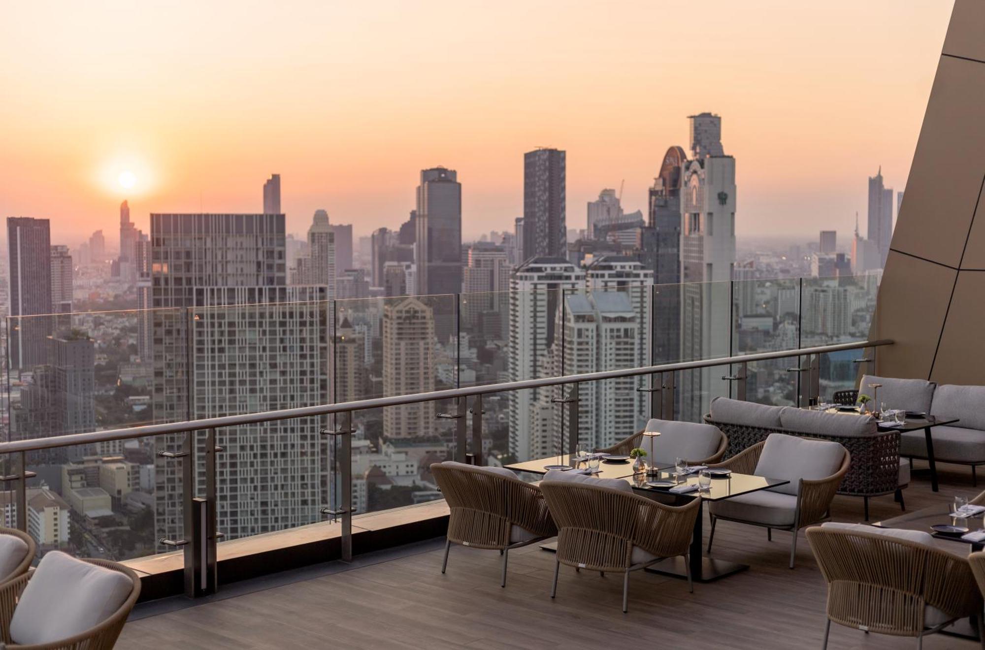 Grande Centre Point Lumphini Hotel 5*