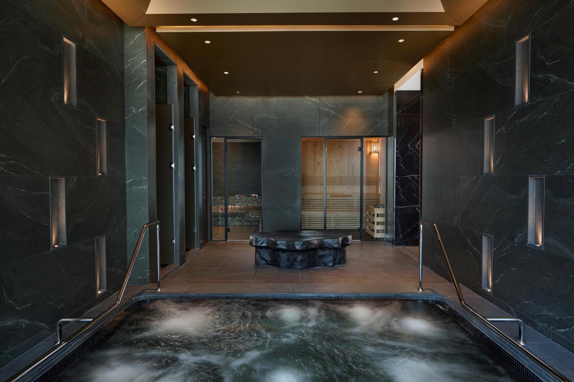 Grande Centre Point Lumphini 5*