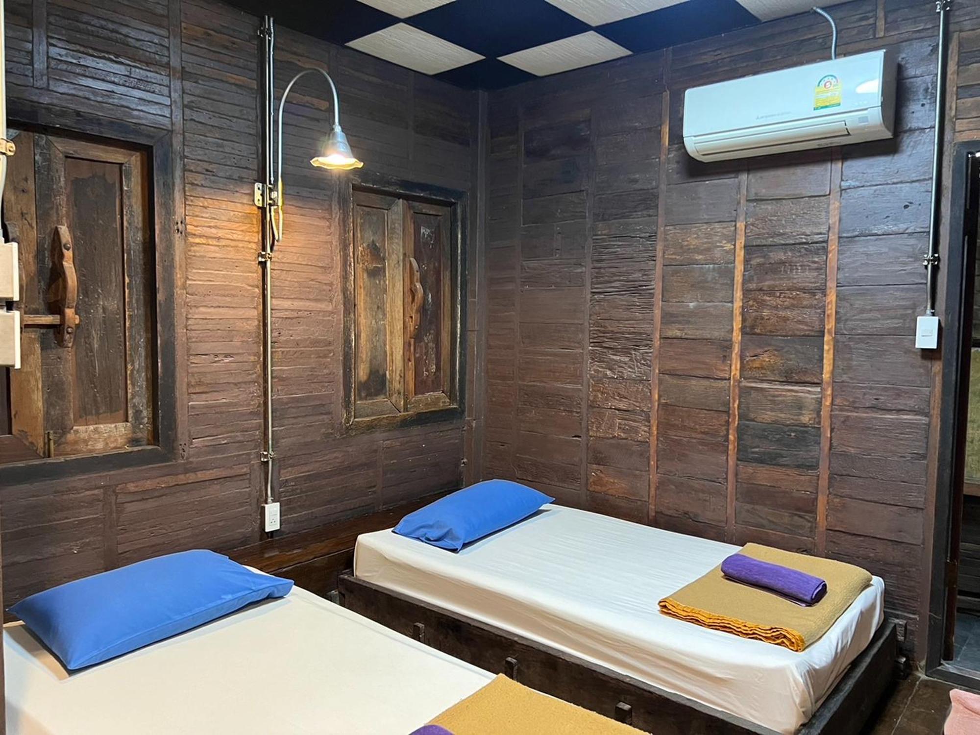 Pang Mai Hotel