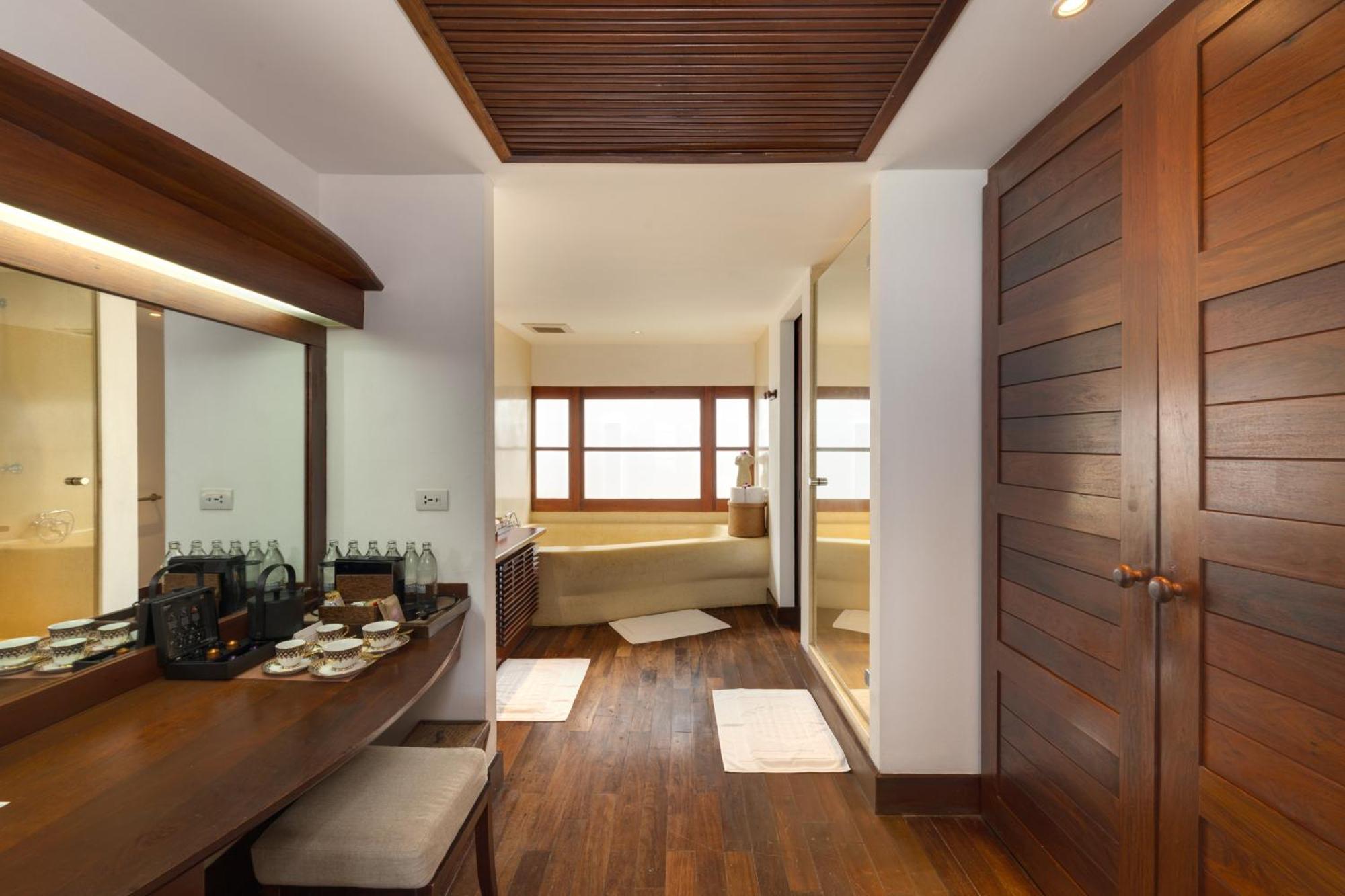 Resort Napasai Samui Mae Nam
