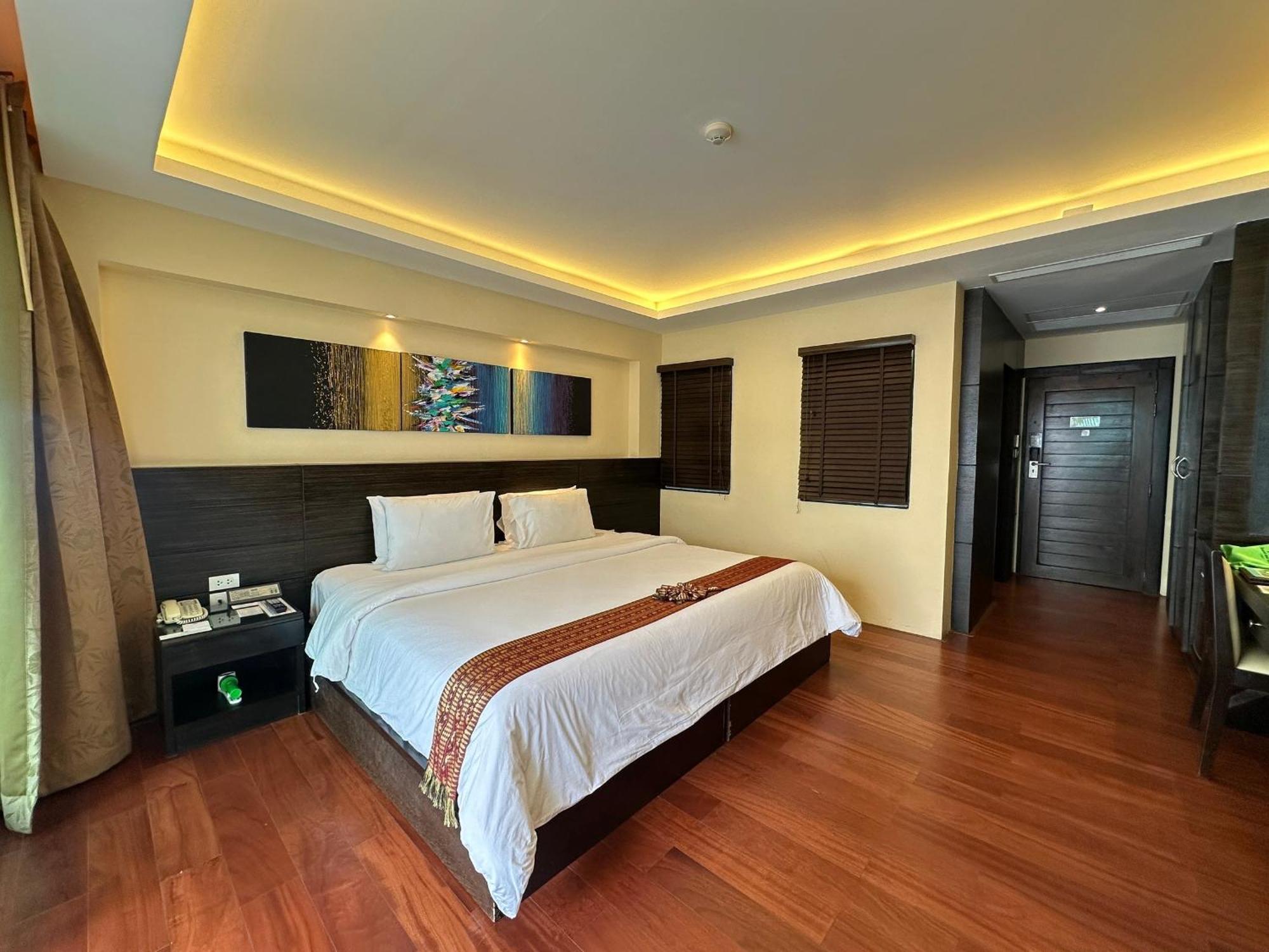R-Mar Resort And Spa Patong, Phuket Hotel