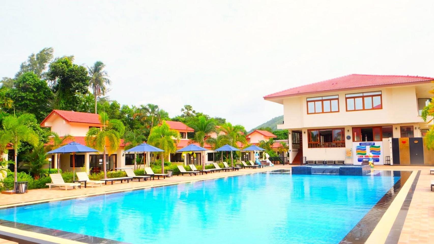New Travel & Resort 3*