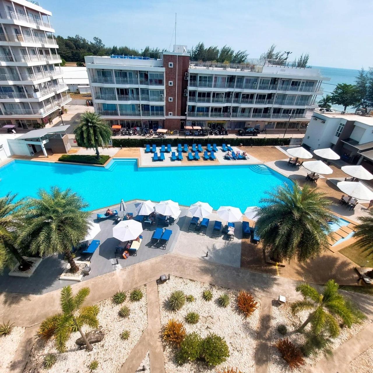 Resort Grandblue & Beachclub Mae Phim