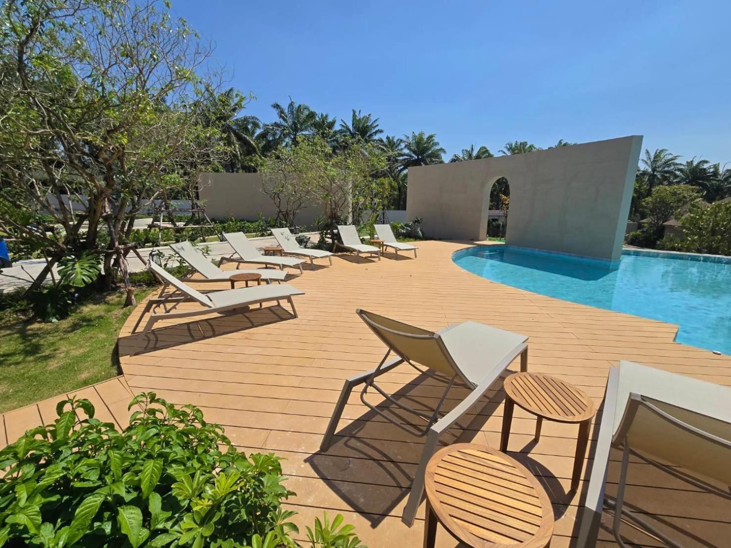 Mahutsachan Khlong Thom Resort