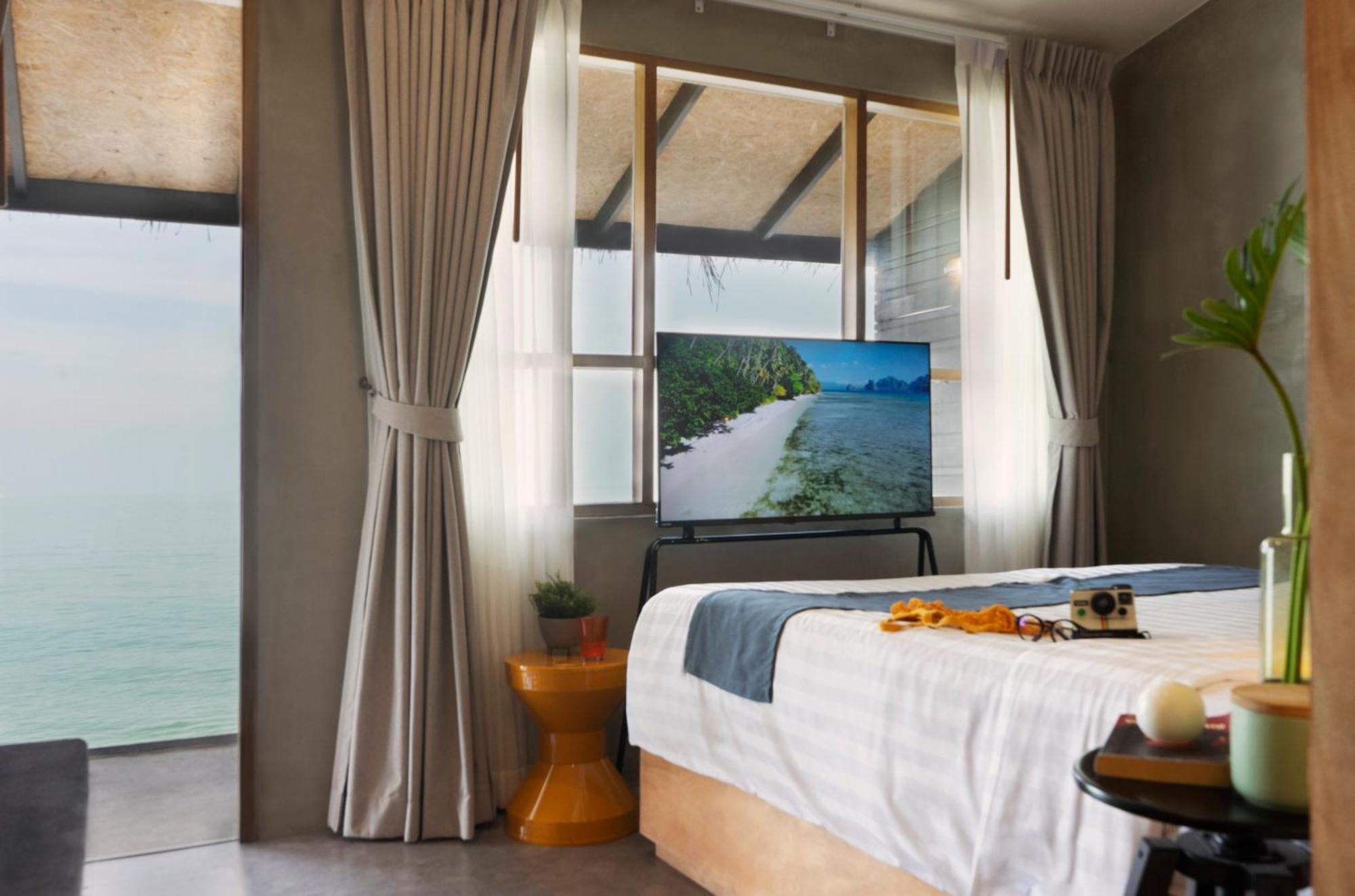 Resort Escape - New Look & Improved 3*
