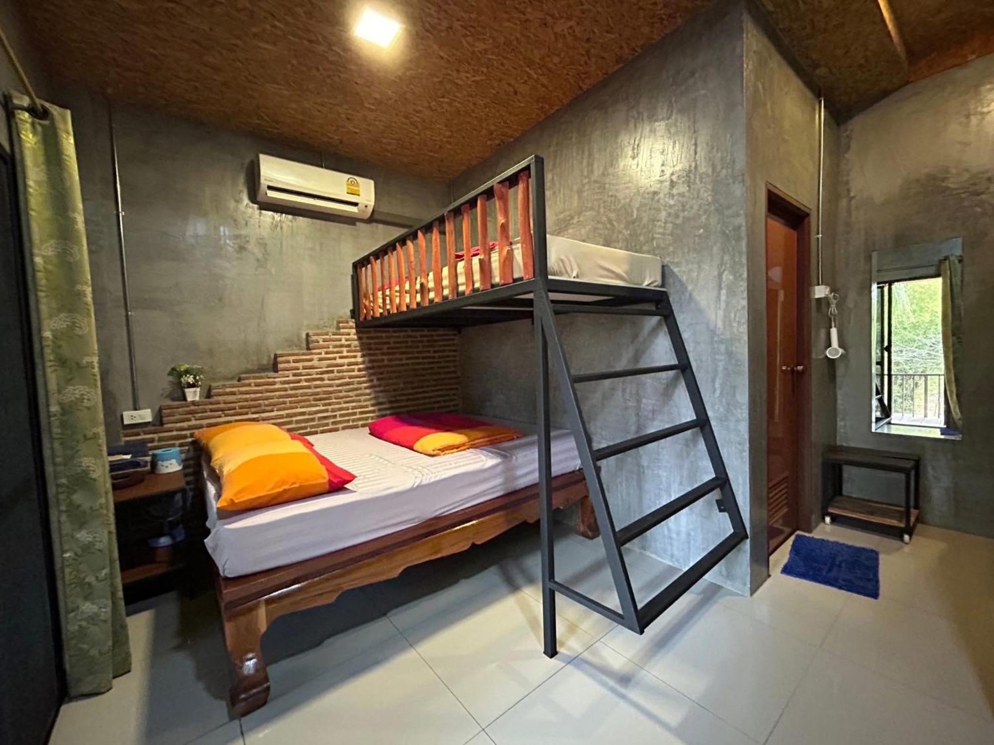 Baan Nork บ้านนอก Farm stay *