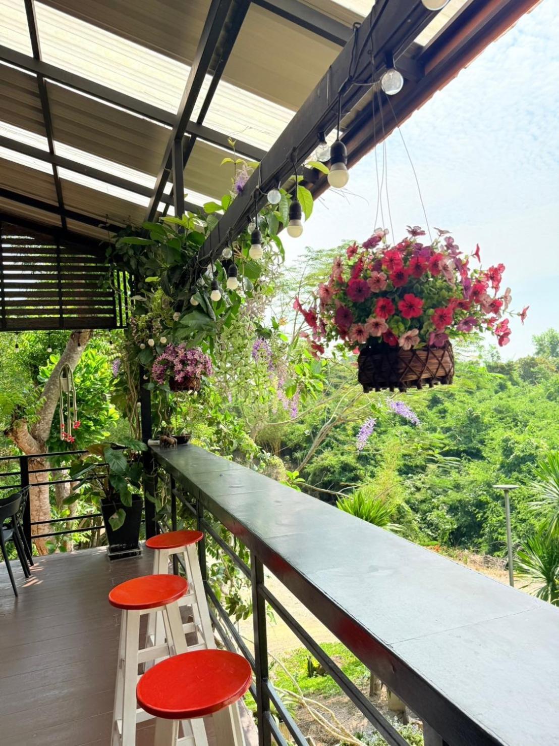 Baan Suan Hill Resort