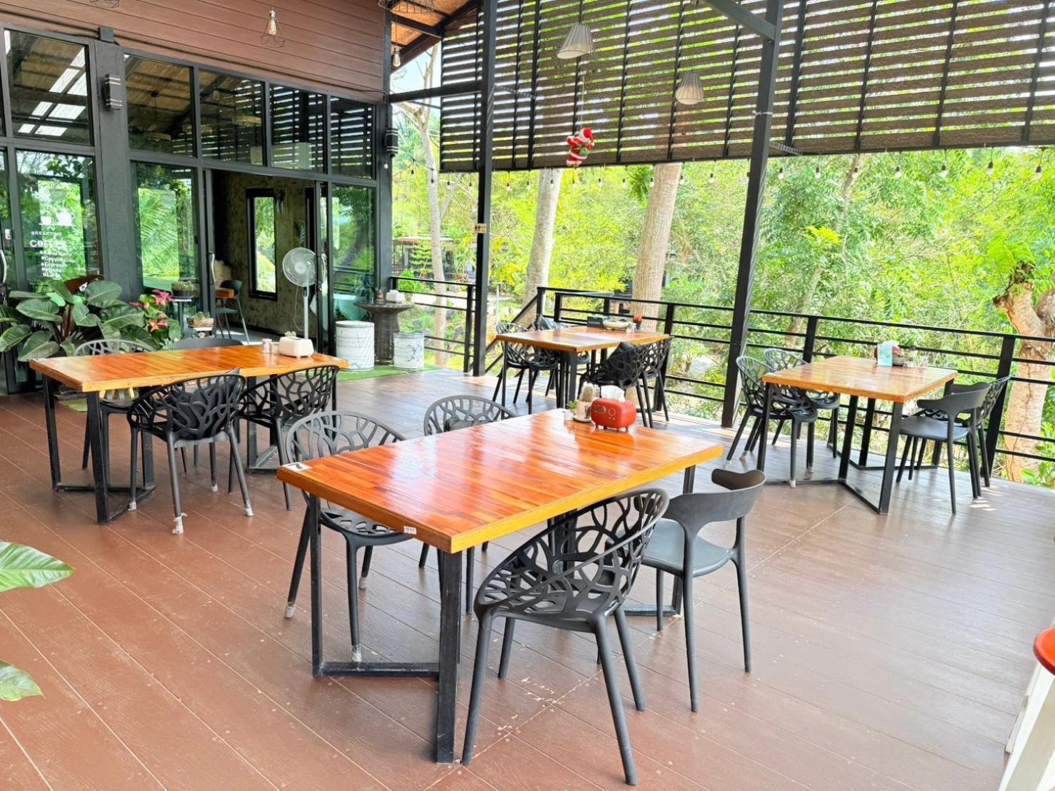 Baan Suan Hill