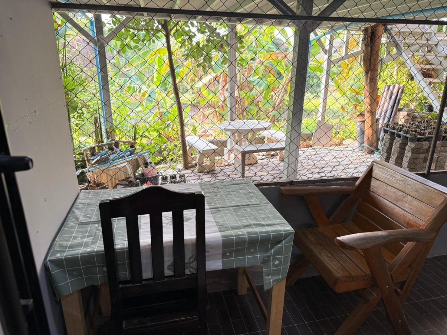 Aparthotel โรงแรมแสนดีเพลส เมาเท่นวิว Chom Thong