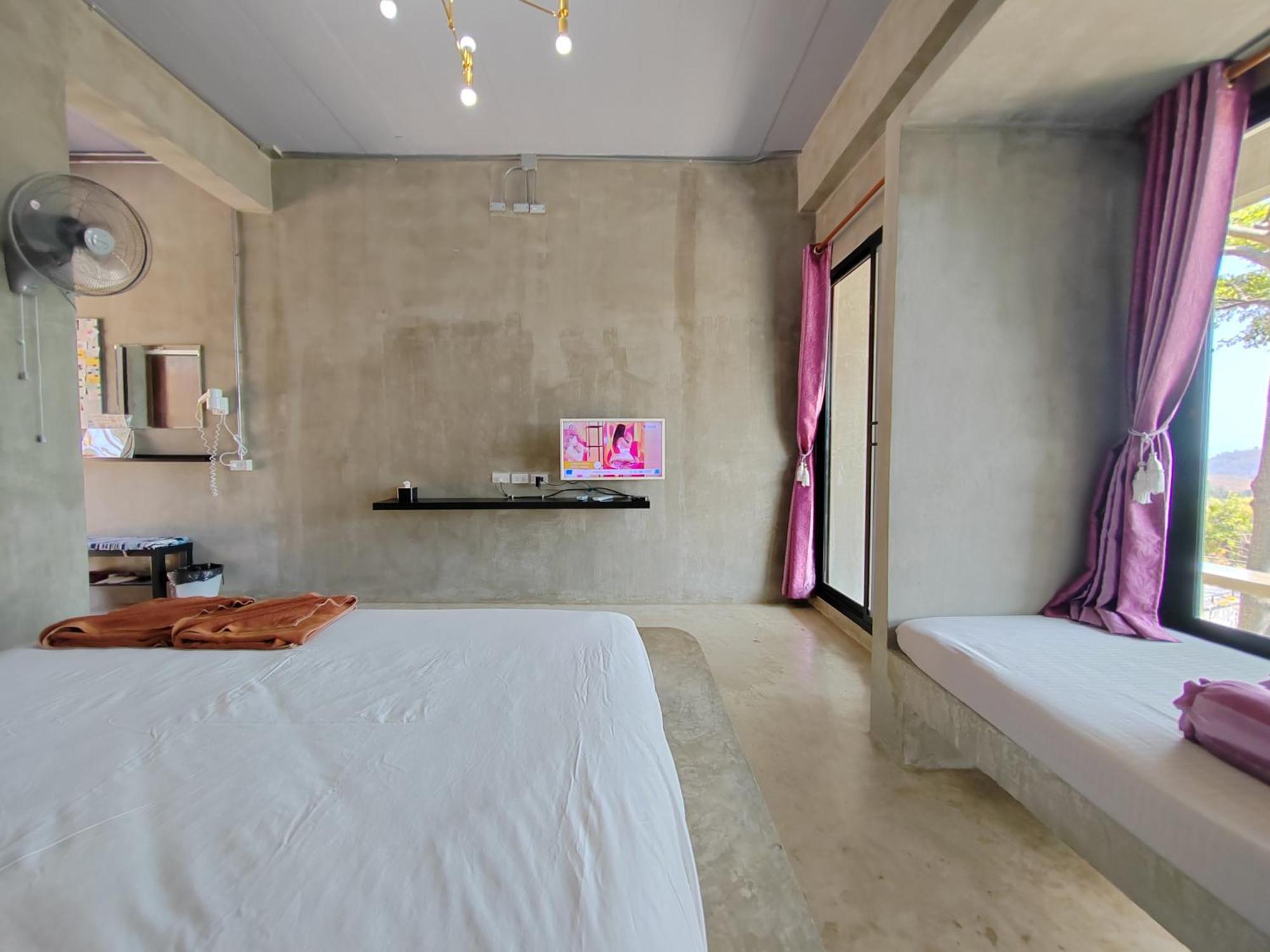 Baan Suan Plearndara Wang Nam Khiao