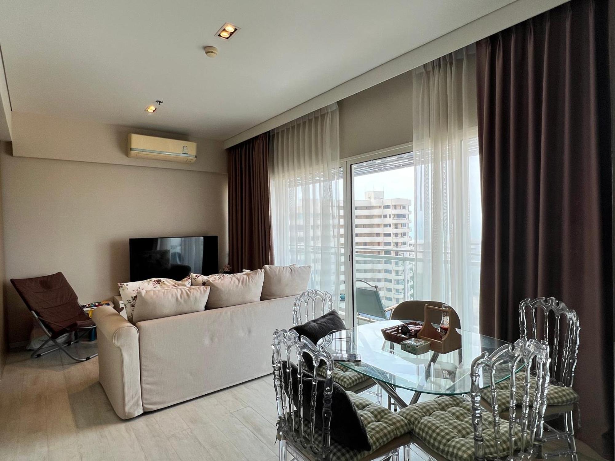 Veranda Sea View By Thita *