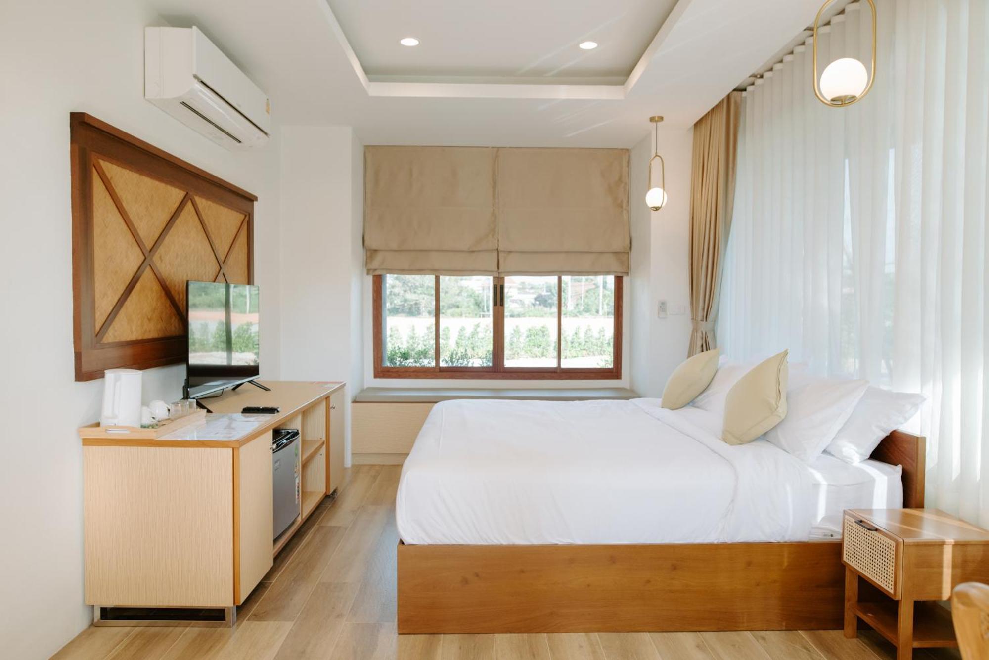 Ellipse Boutique Resort *