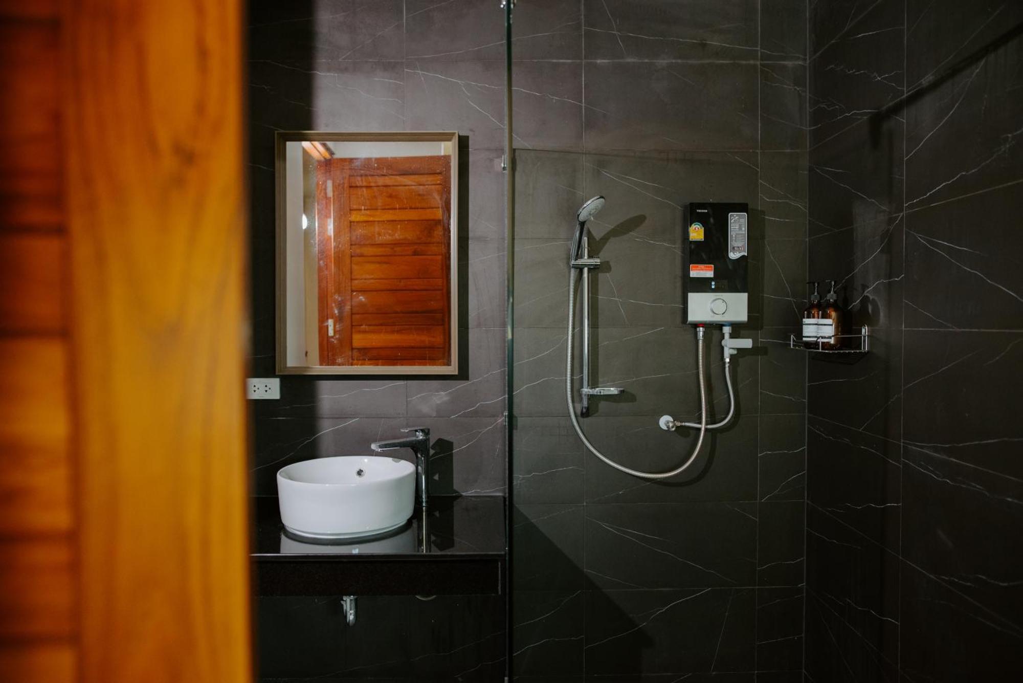 Ellipse Boutique Resort *