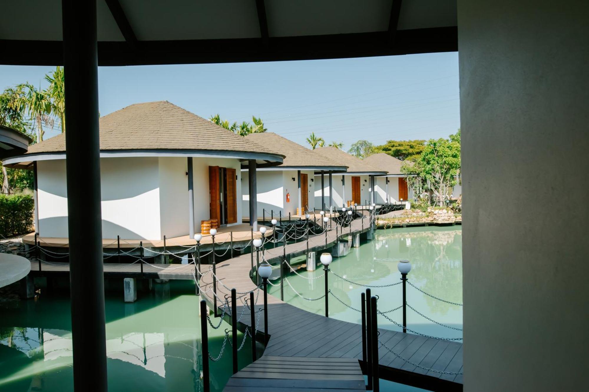 Ellipse Boutique Resort Phayao