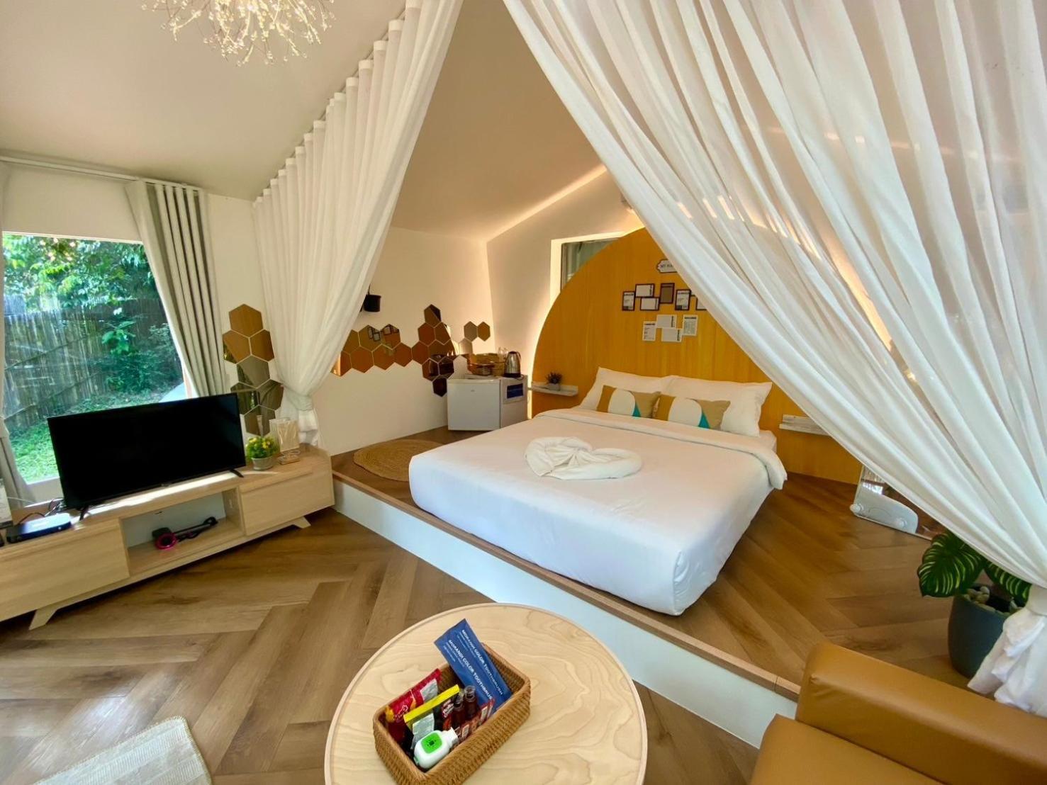 Resort Baan Nai Baan Nok