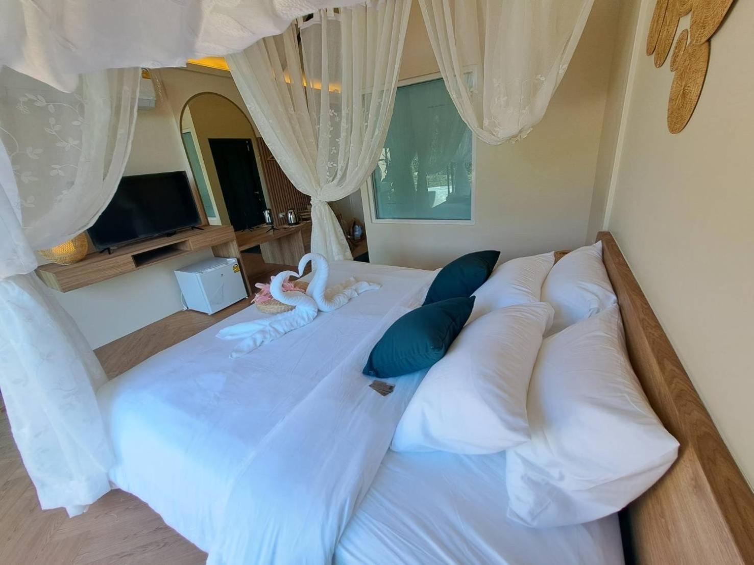 Resort Baan Nai Baan Nok