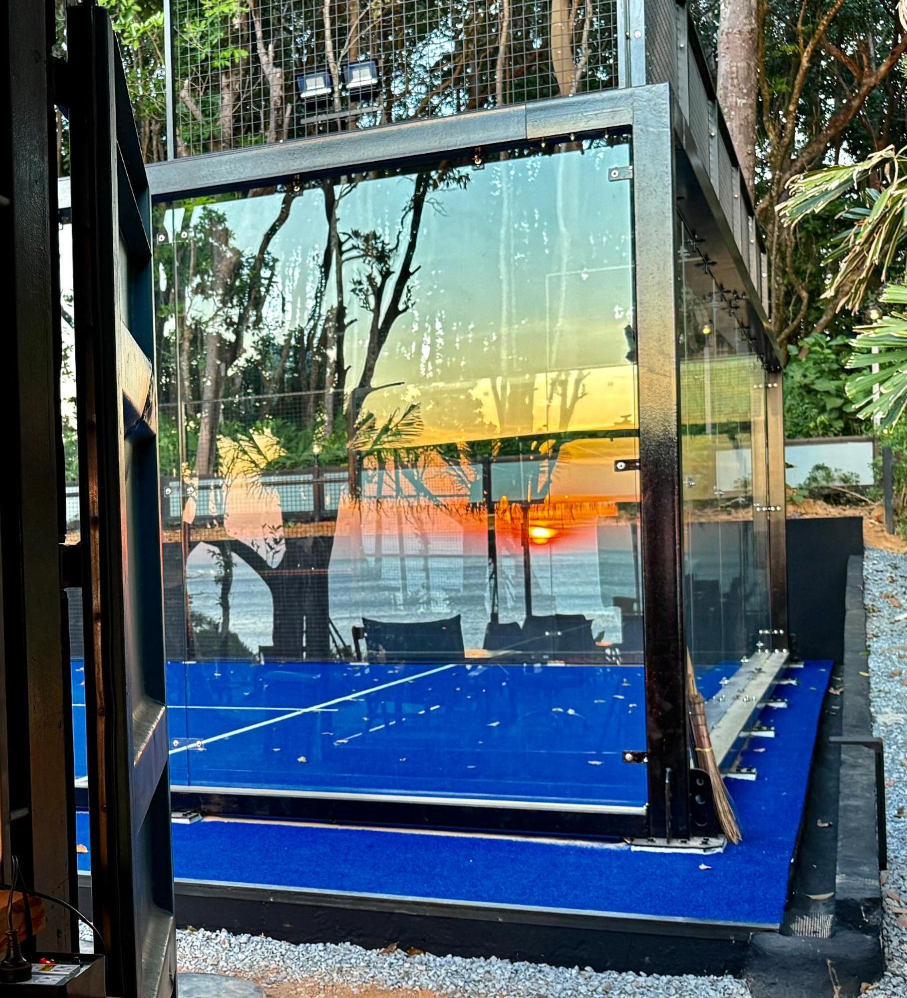 Padel *