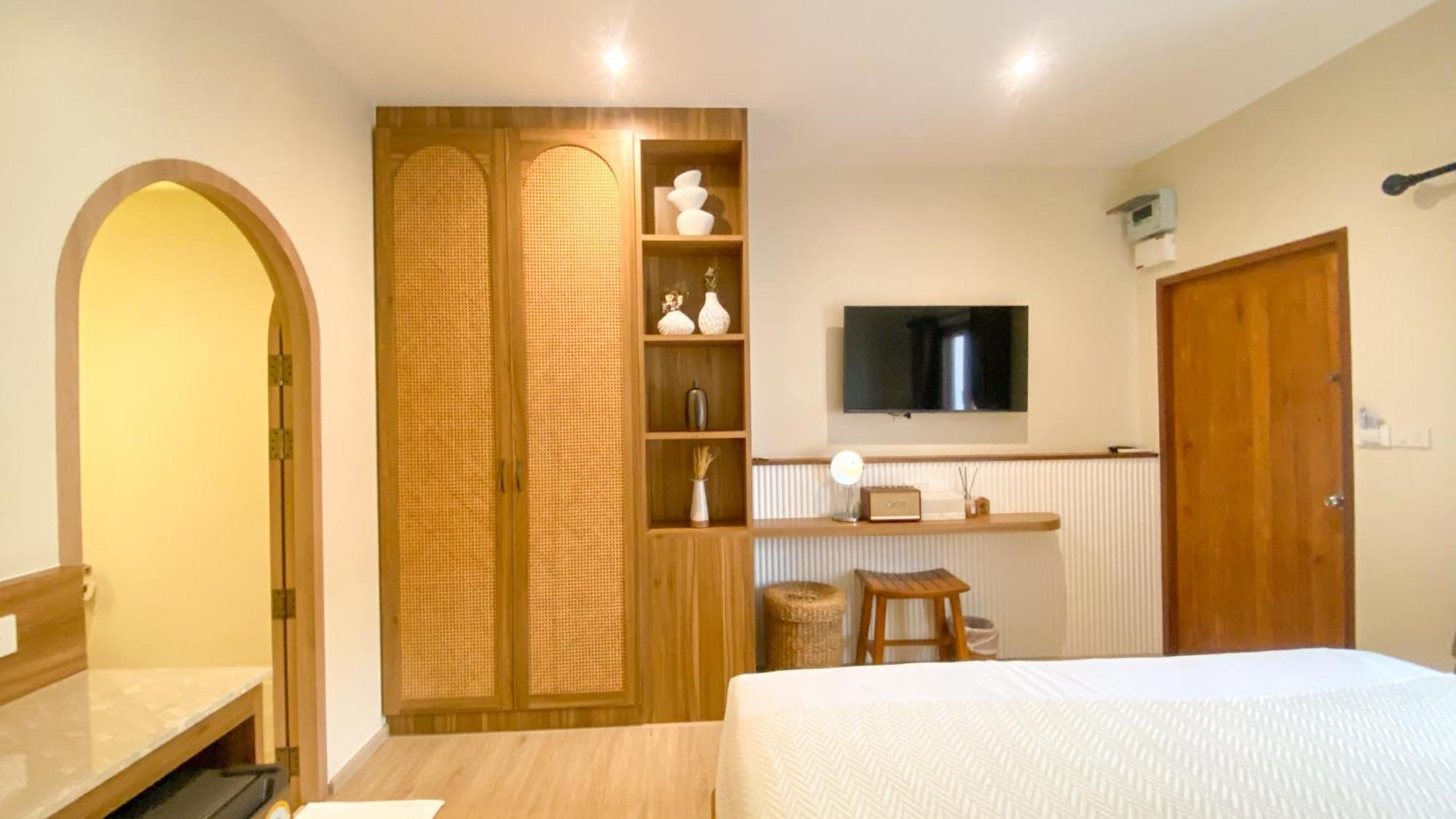 Resort Baan Rinrak บ้านรินรักษ์ 3*