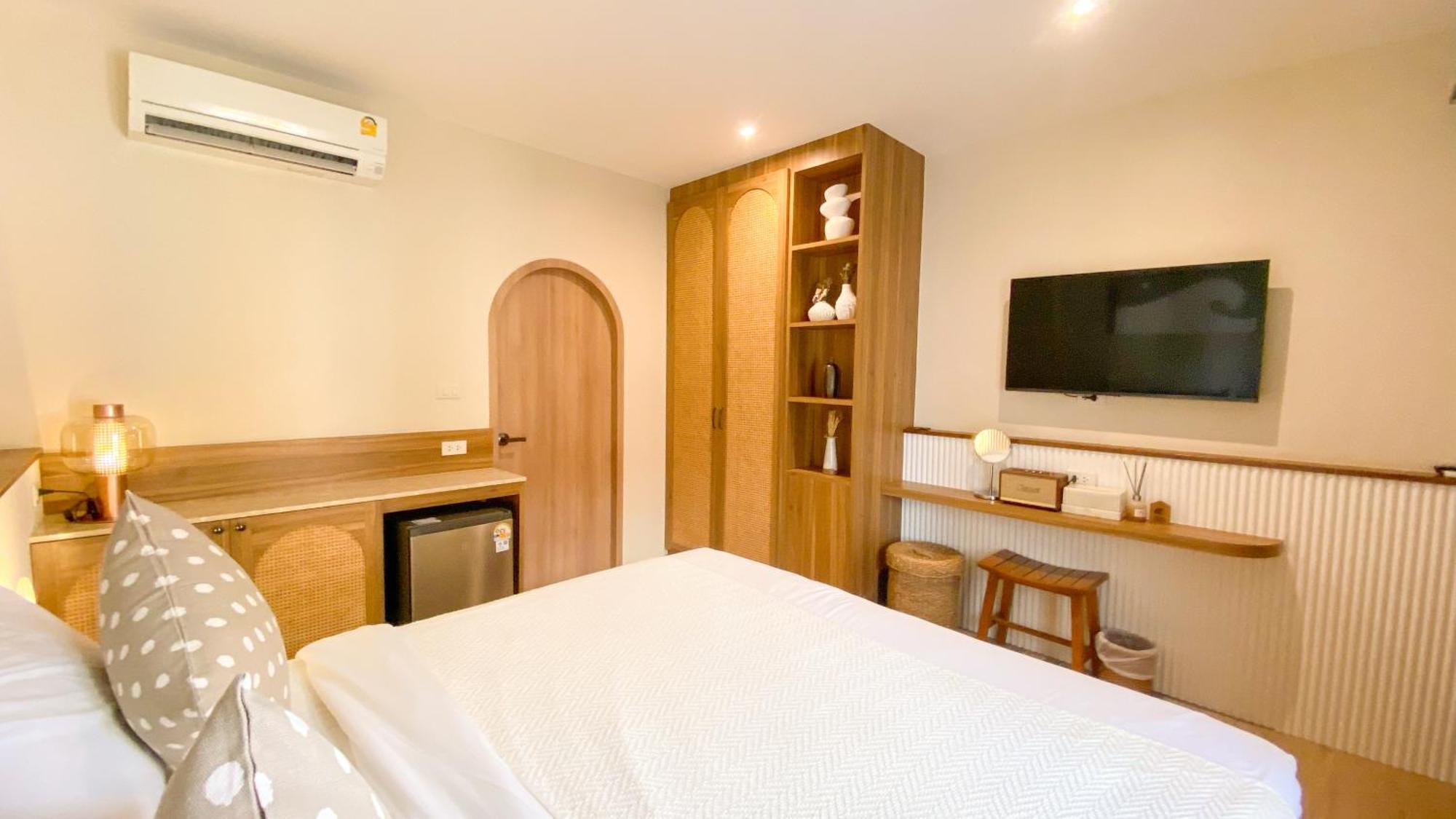 Baan Rinrak บ้านรินรักษ์ Ko Lan