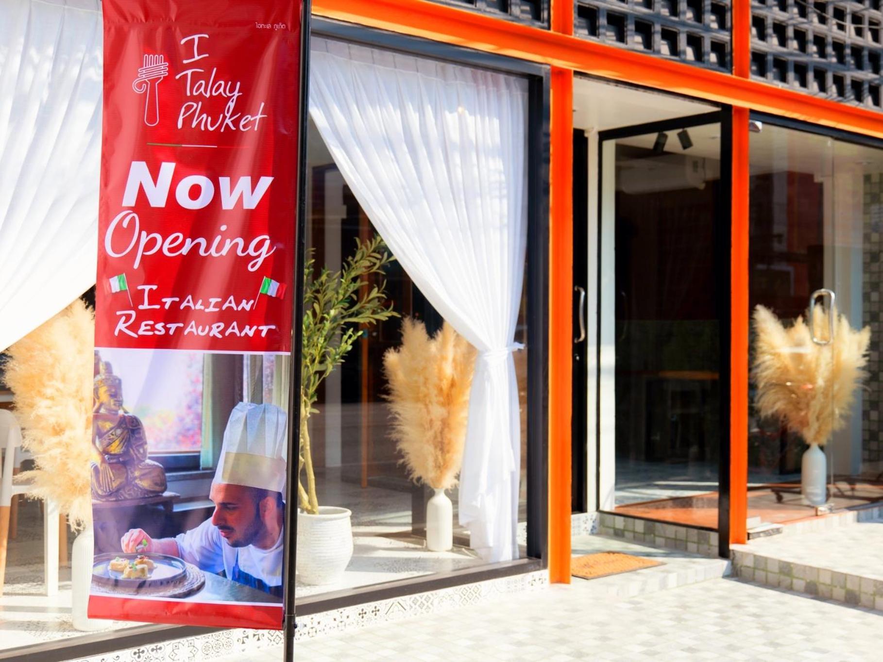 Acomodação com café da manhã  I Talay Phuket