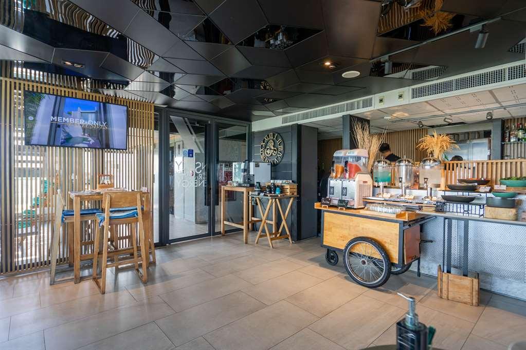 Hotel Cross Vibe Pattaya Seaphere - Formerly X2 Vibe Pattaya Seaphere 4*