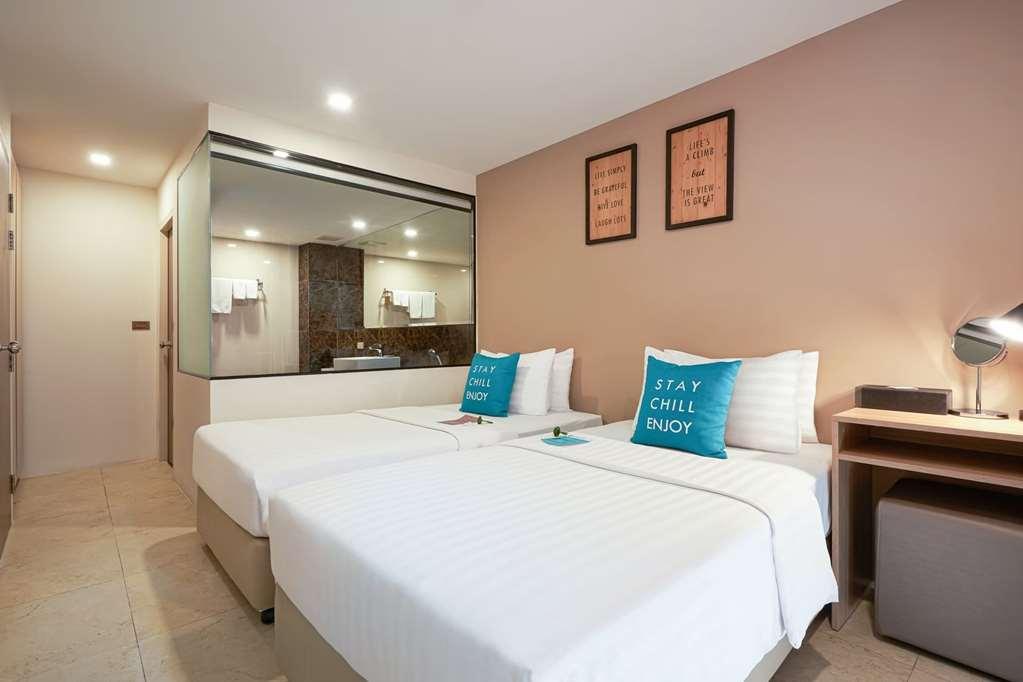 Hotel Cross Vibe Chiang Mai Decem, Nimman 4*