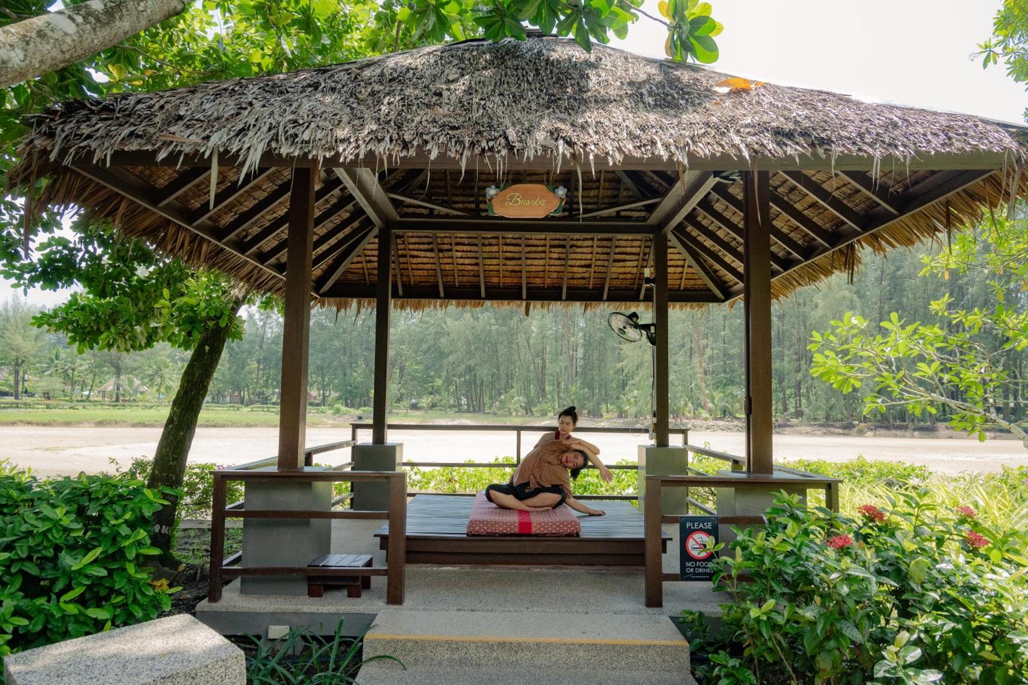 Apsara Beachfront & - Sha Extra Resort