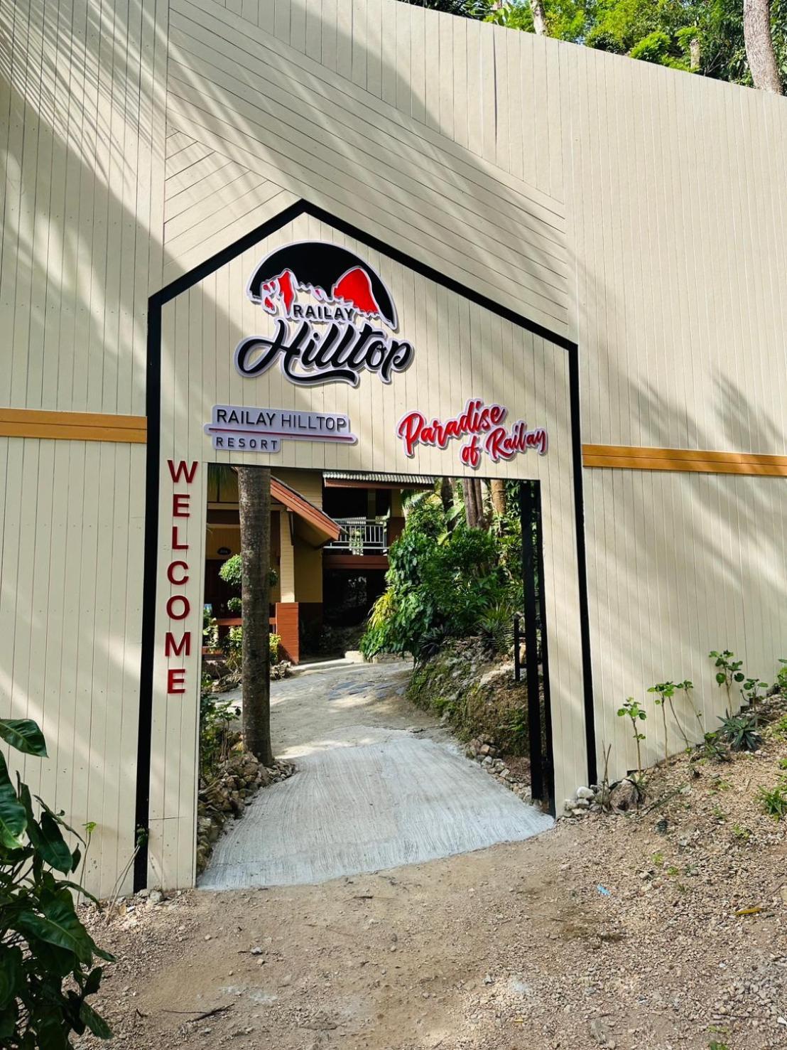 Resort Hilltop