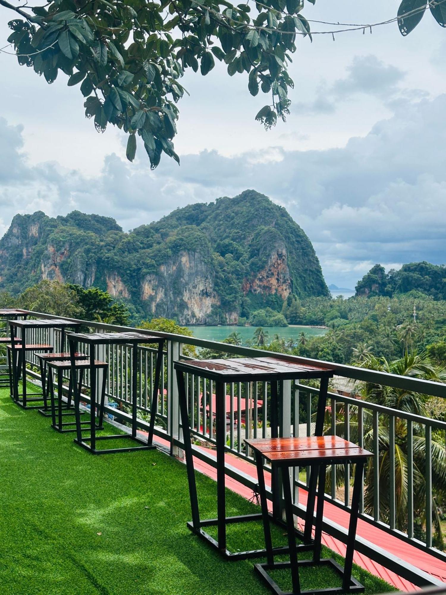 Resort Hilltop 3*